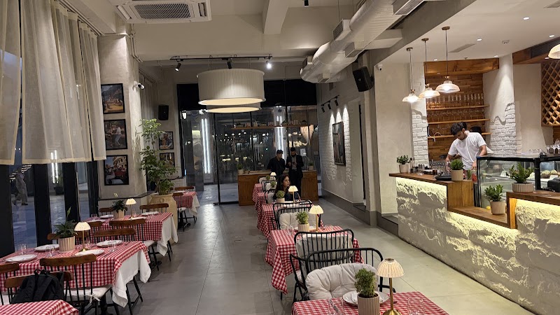 Mi Piaci Bistrò M3M Gurgaon - Mi Piaci Bistrò M3M Gurgaon R5, M3M 65th Avenue, Sector 65, Gurugram, Haryana 122102, India