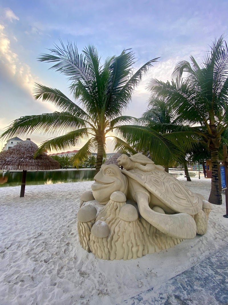 VinWonders Wave Park - VinWonders Wave Park, XX2M+HHX, Nghia Tru, Hung Yen, Vietnam