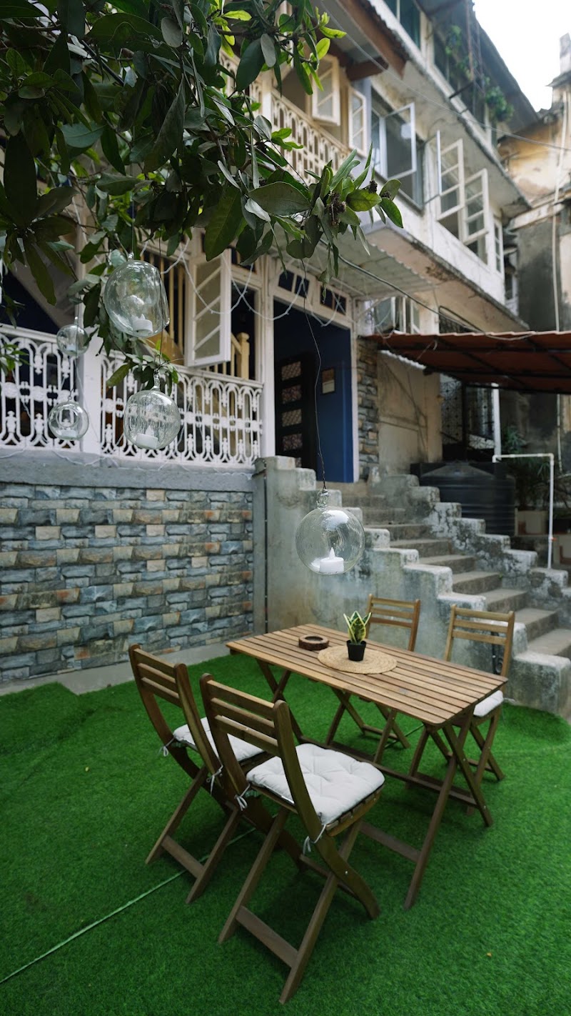 GoSolo Stays - GoSolo Stays Bungalow No. 48, Ground Floor, Khar, Chuim Village, Danda, Khar West, Mumbai, Maharashtra 400052, India