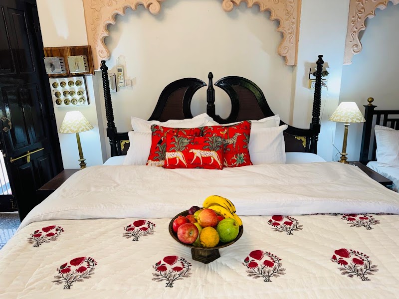 Lasani house home stay Udaipur - Lasani house home stay Udaipur Lasani house no. 10, near Kheda Circle, Shreenath Nagar, Sector 14, Hiran Magri, Udaipur, Gordhan Vilas Rural, Rajasthan 313001, India
