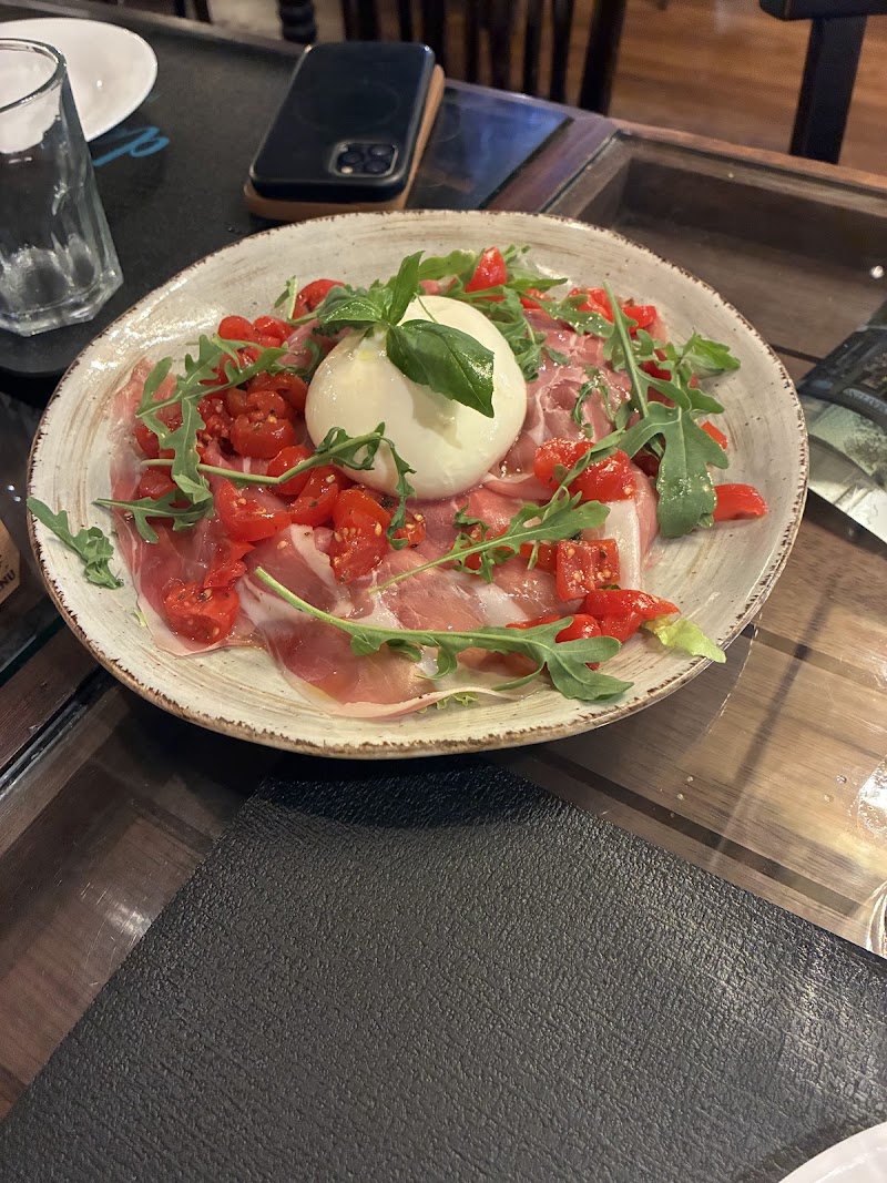 Pizzeria Da Nanni | Born - Pizzeria Da Nanni | Born Carrer del Rec, 30, Ciutat Vella, 08003 Barcelona, Spain