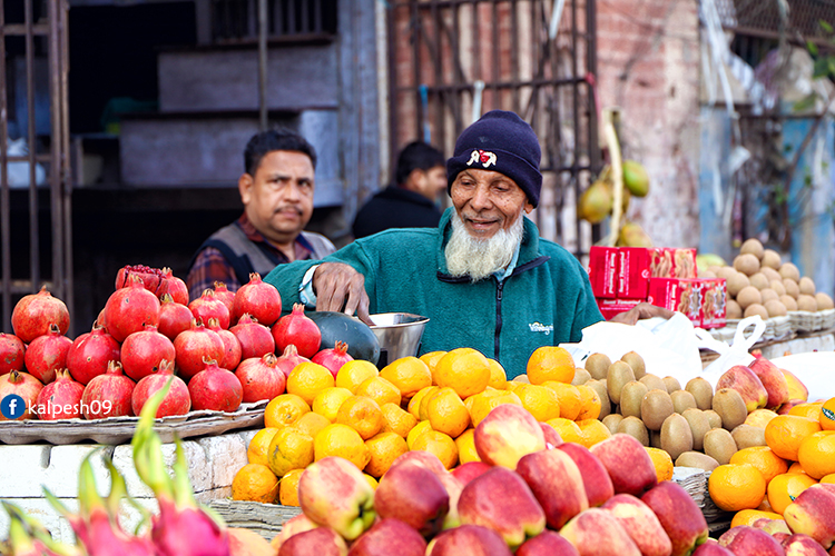 Manek Chowk Road - Manek Chowk Road, Manek Chowk Rd, Old City, Danapidth, Khadia, Ahmedabad, Gujarat 380001, India