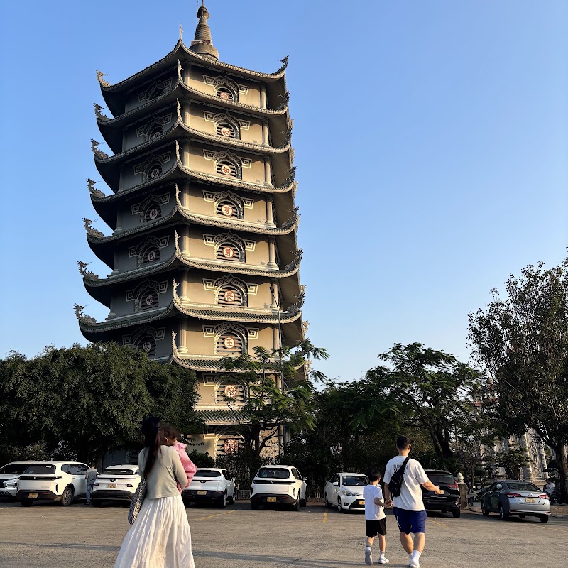 Thiền Viện Linh Ứng - Thiền Viện Linh Ứng, 472H+34F Bán đảo, Sơn Trà, Đà Nẵng, Vietnam