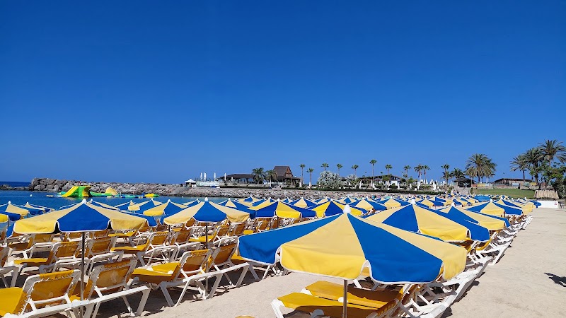 Amadores Beach - Amadores Beach, Av. Tomás Roca Bosch, 35130 Mogán, Las Palmas, Spain