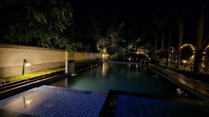 Rachana's Black Beach Resort - Rachana's Black Beach Resort N Cliff Rd, Varkala, Kerala 695141, India