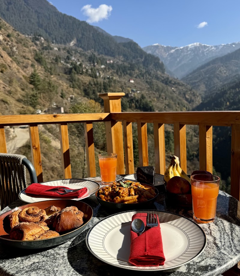 Hallan - Hallan 45J4+W4, Badgran, Himachal Pradesh 175129, India