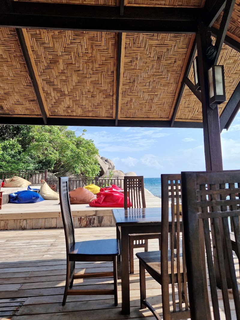 Relax Freedom Beach Restaurant & Bar