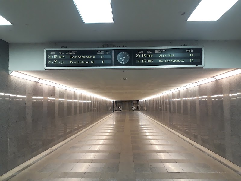 Železničná stanica Bratislava-Petržalka - Železničná stanica Bratislava-Petržalka, 851 01 Bratislava-Petržalka, Slovakia
