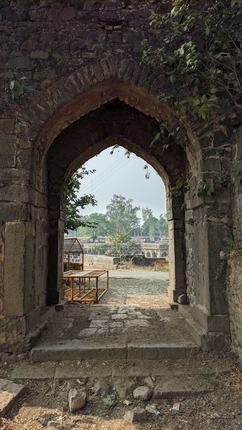 Kaliyadeh Palace - Kaliyadeh Palace Island on the bank of Kshipra River, 6QXH+J5G, Madhya Pradesh 456003, India
