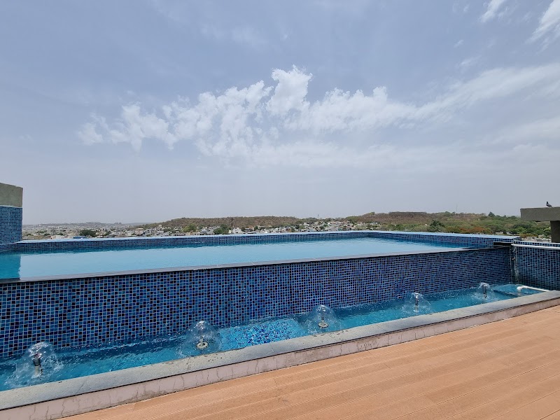 Radisson Hotel Bhopal - Radisson Hotel Bhopal E-8, Gulmohar Main Rd, opposite Savoy Complex, Bawadiya Kalan, Gulmohar Colony, Bhopal, Madhya Pradesh 462039, India