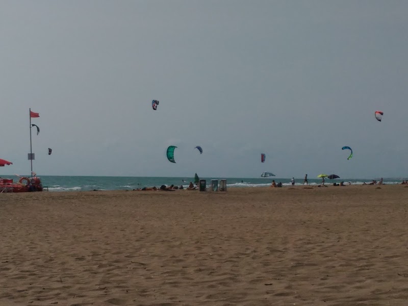 Lido di Castel Fusano, Cancello 4 - Lido di Castel Fusano, Cancello 4, Via Litoranea, 00128 Roma RM, Italy