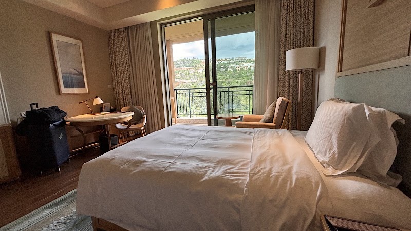 Hilton Yuxi Fuxian Lake - Hilton Yuxi Fuxian Lake, China, Yun Nan Sheng, Yu Xi Shi, Cheng Jiang Shi, 环湖东路10号 邮政编码: 652500