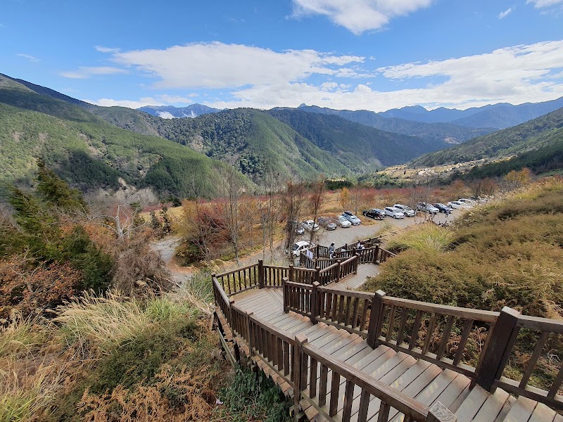 Xueshan Trailhead Parking - Xueshan Trailhead Parking, Pingdeng Village, Heping District, Taichung City, Taiwan 424