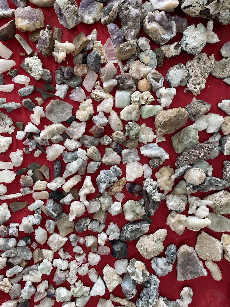 Crystals King - Crystals King, MMVX+3F2, Arambol, Goa 403524, India