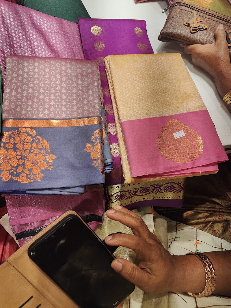 Mysore Saree Center - Mysore Saree Center, SGRR Complex, Rajaram Mohan Roy Road, Corporation Cir, Ashwath Nagar, Sampangi Rama Nagara, S R Nagar, Bengaluru, Karnataka 560027, India