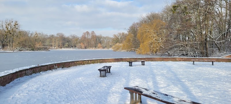 Übernachtungsstätte Ostpark - Übernachtungsstätte Ostpark, Ostparkstraße 16, 60385 Frankfurt am Main-Bornheim/Ostend, Germany