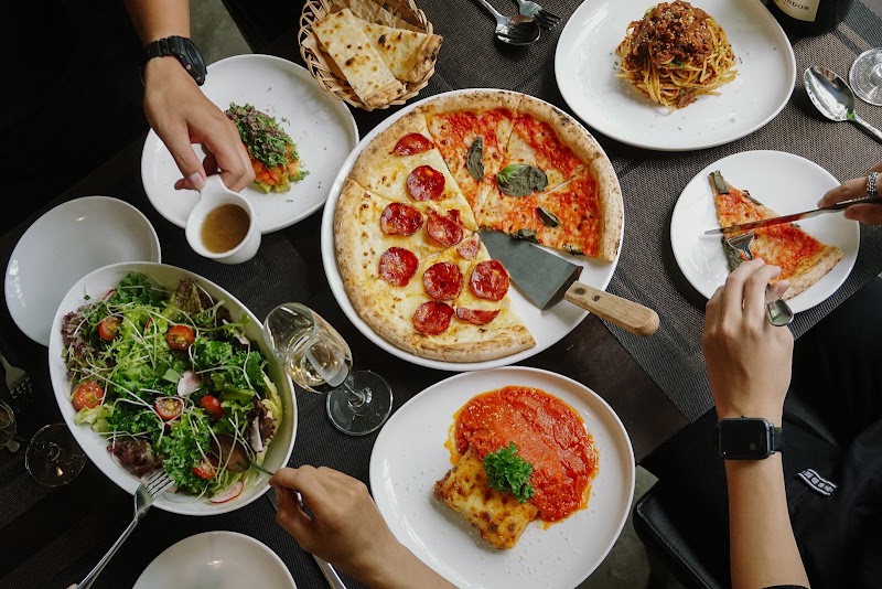 The Home Pizza Phu Quoc - The Home Pizza Phu Quoc, 129 Đường Trần Hưng Đạo, Duong Dong, Phú Quốc, An Giang 92506, Vietnam