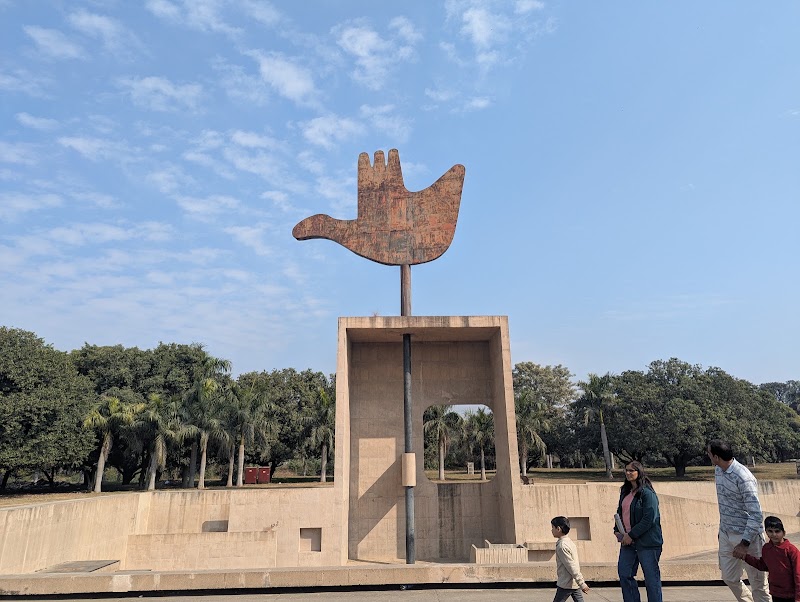 Capitol Complex Tourist Center - Capitol Complex Tourist Center HIGH COURT, Capitol Complex, सेक्टर 1, Chandigarh, चंडीगढ़ 160001, India