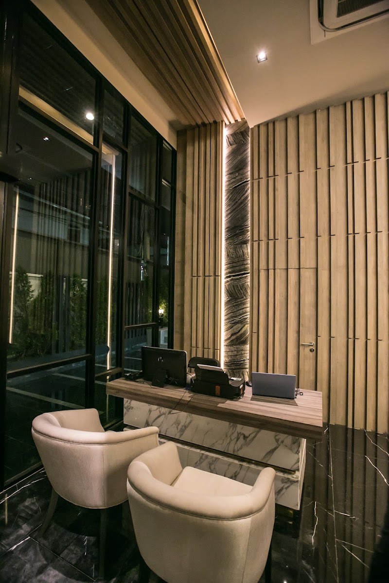 Arte Hotel - Arte Hotel 29 Soi Sukhumvit 19, Khwaeng Khlong Toei Nuea, Watthana, Krung Thep Maha Nakhon 10110, Thailand