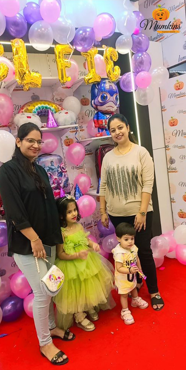 Mumkins Kids Wear - Mumkins Kids Wear opp. Anand Plaza, near Lake City Mall, Ayad, Kharakua, Udaipur, Rajasthan 313001, India