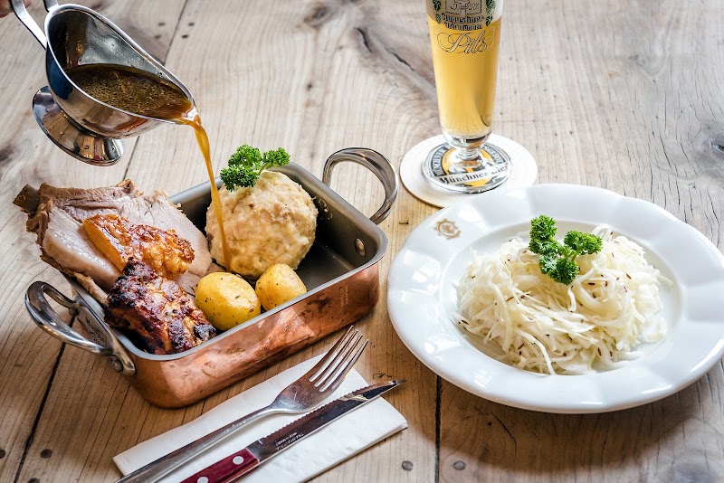Goldene Kugel - Goldene Kugel Judengasse 3, 5020 Salzburg, Austria