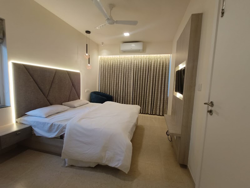 Niar Luxury Apartments - Niar Luxury Apartments 1205/H, Anna Vaddo Rd, Candolim, Goa 403515, India