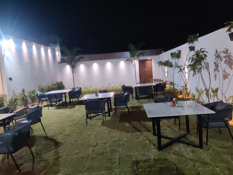 Ravora brew • dining - Ravora brew • dining Nahar Rd, Bhadu Market, Jodhpur, Rajasthan 342014, India