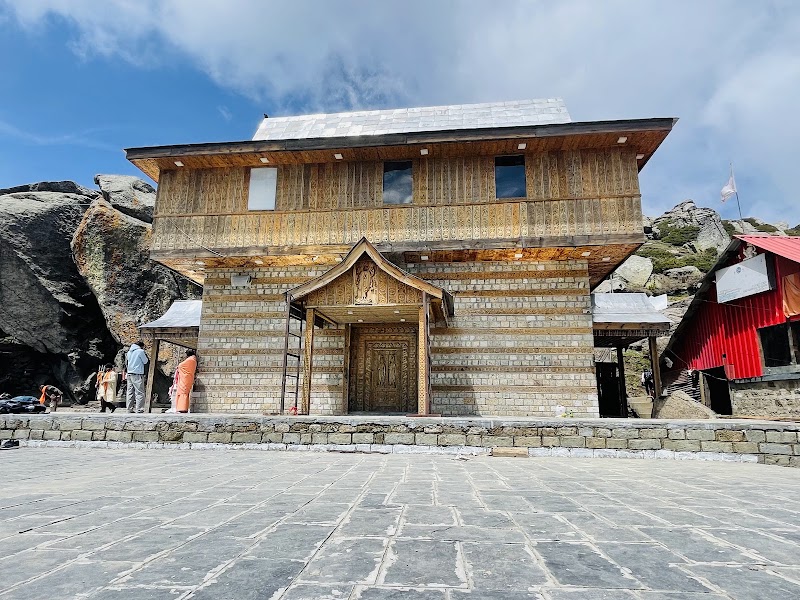 SHIRGUL MAHARAJ CHURDHAR - SHIRGUL MAHARAJ CHURDHAR, VFCP+R94, Shimla, Himachal Pradesh 171211, India