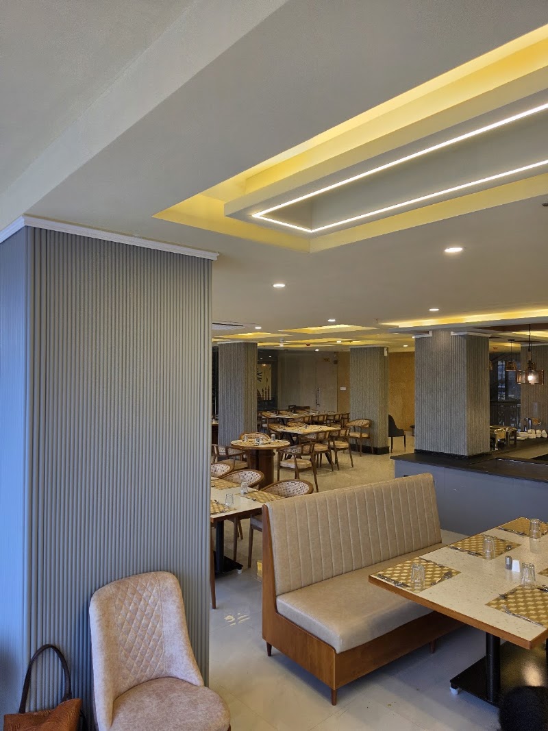 Rachana's Restaurant - Rachana's Restaurant, 1st Floor, Sabus Grand Royale Hotel, near Over Bridge, Overbridge, Santhi Nagar, Thampanoor, Thiruvananthapuram, Kerala 695001, India