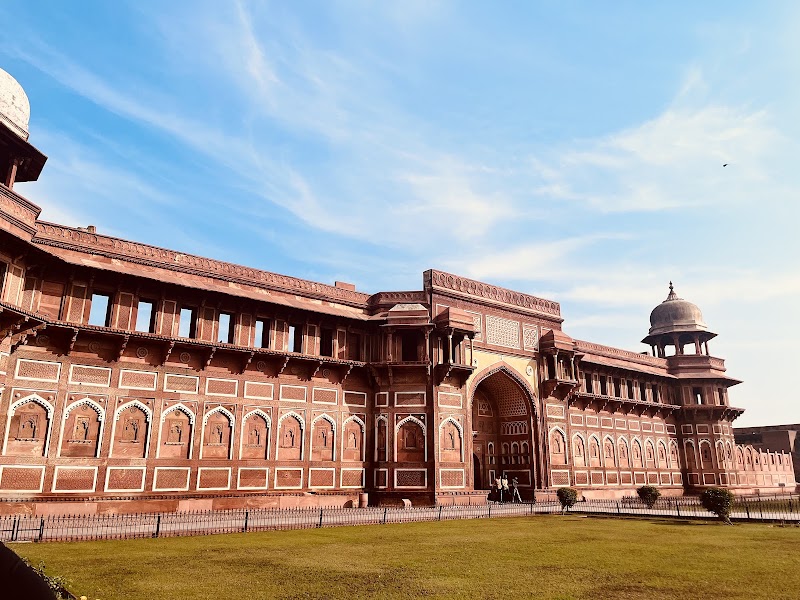 Agra Fort - Agra Fort Agra Fort, Rakabganj, Agra, Uttar Pradesh 282003, India
