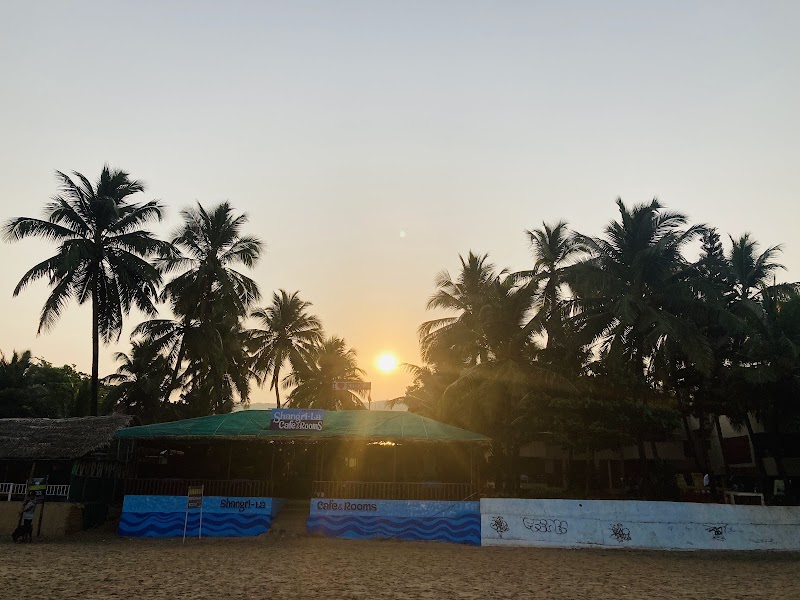Shangri-La cafe and Rooms - Shangri-La cafe and Rooms Kudle Beach Rd, Gokarna, Karnataka 581326, India