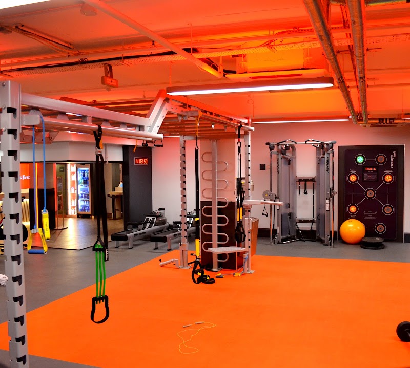 Fitness First Liverpool St - Fitness First Liverpool St, Unit 12, Liverpool Street Station, London EC2M 7PY, UK