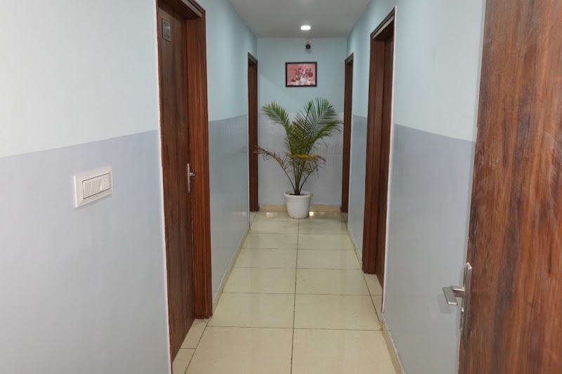 Hotel RK Palace in Jaipur - Hotel RK Palace in Jaipur, 146-2, Gator Rd, near Jaipur Airport, Kesar Vihar, Sawai Gaitor, Malviya Nagar, Jaipur, Rajasthan 302017, India