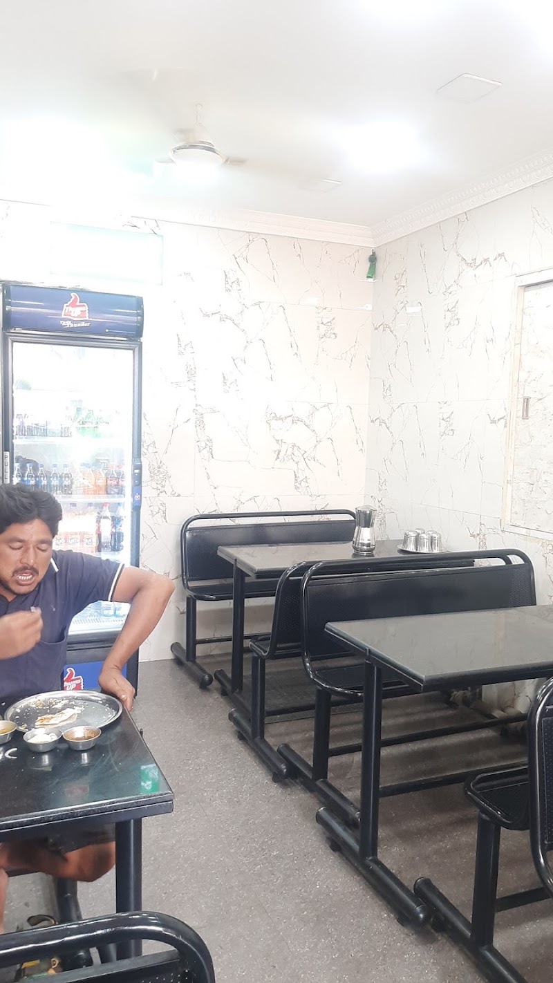 Royal restaurant - Royal restaurant, Cotton Waste Godown, Upparpete, Chickpet, Bengaluru, Karnataka 560053, India
