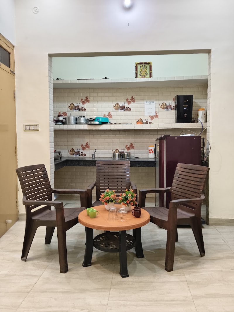 OM HOME STAY AYODHYA - OM HOME STAY AYODHYA Saketpuri, Deokali, Faizabad, Ayodhya, Uttar Pradesh 224001, India