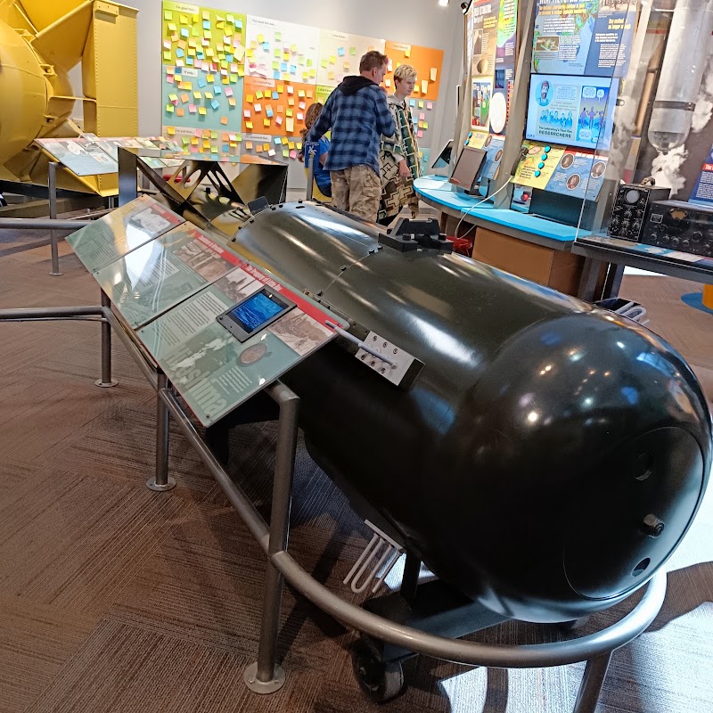 Los Alamos National Laboratory - Los Alamos National Laboratory, Bikini Atoll Rd, Los Alamos, NM 87544, USA