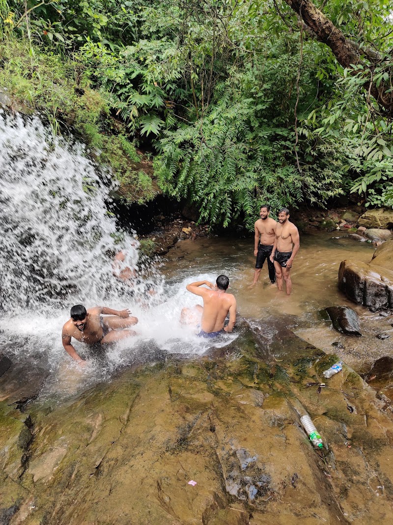 Ramgarh Valley Fall - Ramgarh Valley Fall, HG8J+6CX, Ganrke, Jharkhand 825101, India