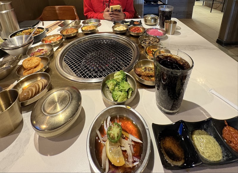 Seoul K-B.B.Q.& HotPot - Seoul K-B.B.Q.& HotPot, 2080 S Havana St, Aurora, CO 80014, USA