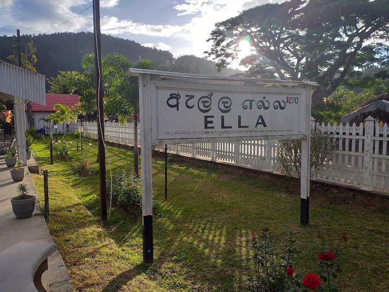 Ella - Ella Wellawaya-Ella-Kumbalwela Highway, Ella, Sri Lanka