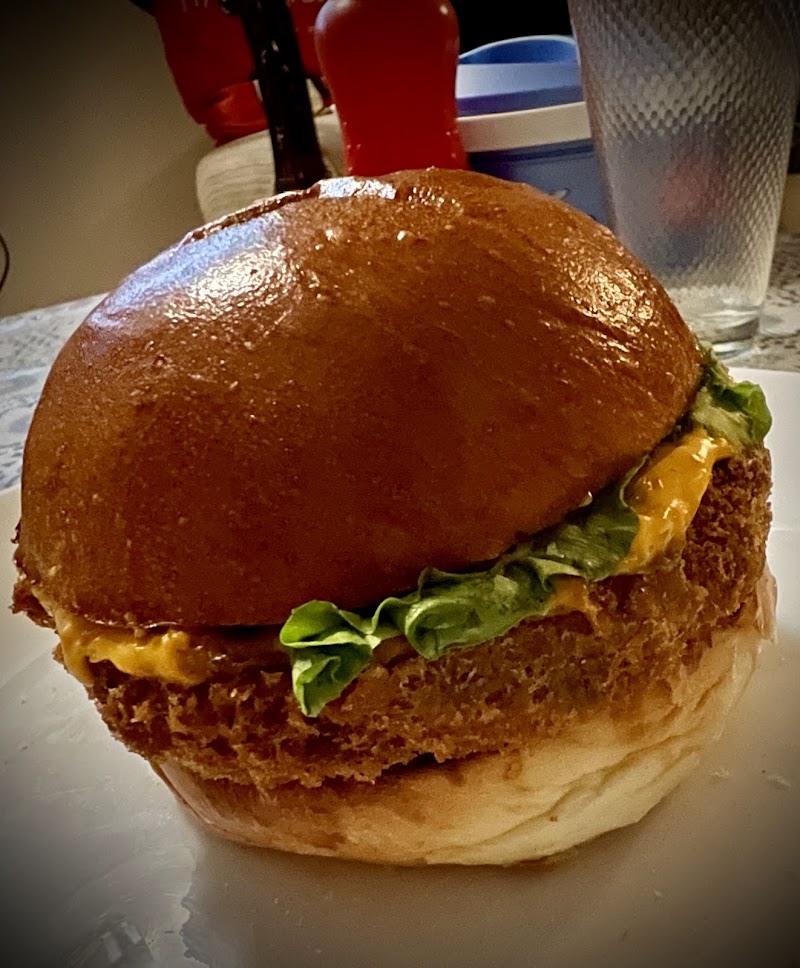 Louis Burger, Gurgaon - Louis Burger, Gurgaon, Kitchen 3, S-27/17, Ergo Space, Nathupur Rd, DLF Phase 1, Sector 24, Gurugram, Haryana 122010, India