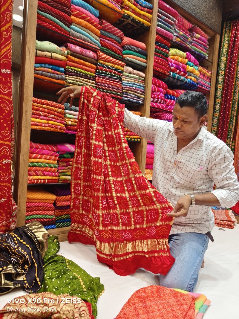 Johari Lal Nand Lal - Johari Lal Nand Lal 232, Johari Bazar Rd, Johri Bazar, Pink City, Jaipur, Jaipur Nagar Nigam Area, Rajasthan 302003, India