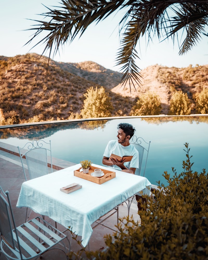 The HighGarden Resort - The HighGarden Resort The Highgarden Resort, Bus Stand, Road, Sare, Rajasthan 313202, India