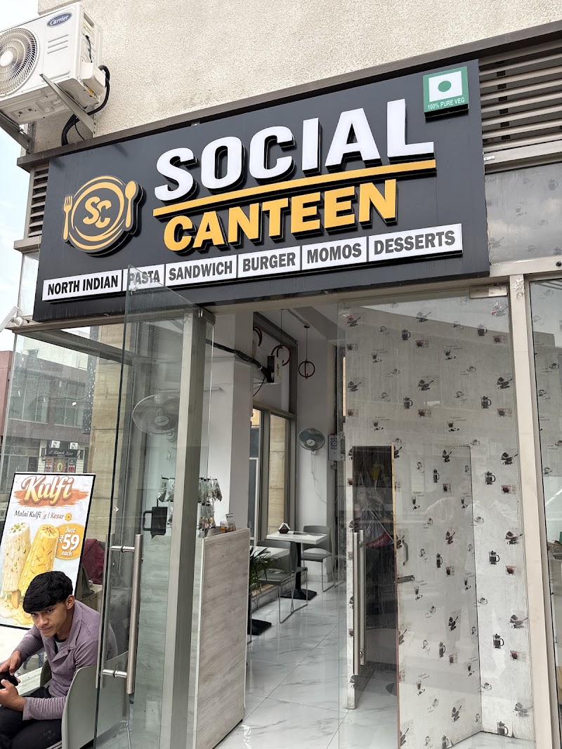 Social Canteen - Social Canteen First Floor, Social Canteen, M3M Urbana Premium, R4-111, Ramgarh, Sector 67, Gurugram, Haryana 122101, India