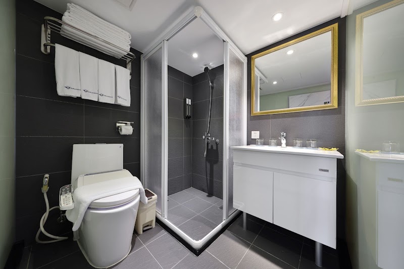 Airline Inn - Airline Inn No. 59號, Section 1, Zhonghua Rd, Wanshou Village, Wanhua District, Taipei City, Taiwan 100
