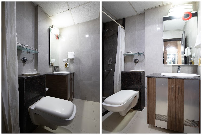 Hotel O by OYO Divy Noida Sector 50 Metro Station - Hotel O by OYO Divy Noida Sector 50 Metro Station H-10, H-10, Sector 44, Sector 10, Noida, Uttar Pradesh 201301, India