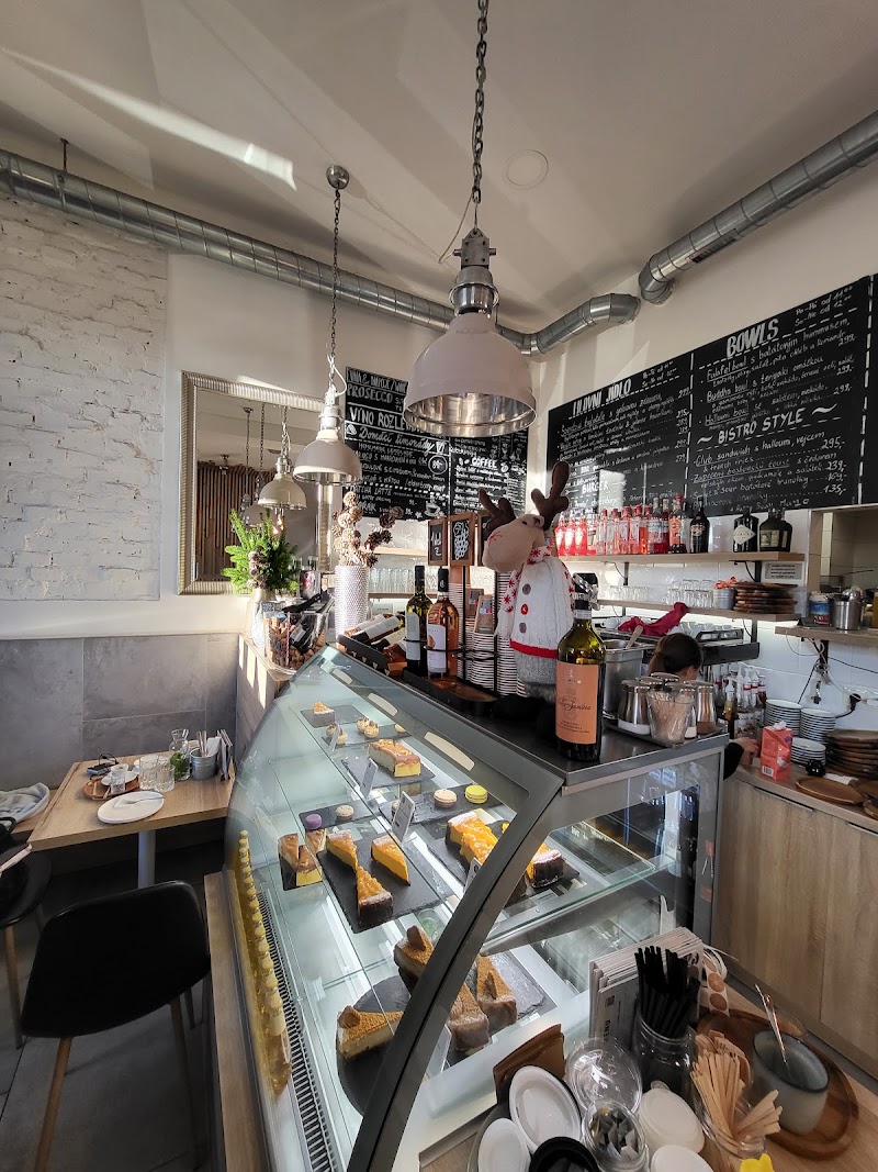 HAPPY BEAN bistro & café - HAPPY BEAN bistro & café Laubova 1659/2, Vinohrady, 130 00 Praha-Praha 3, Czechia