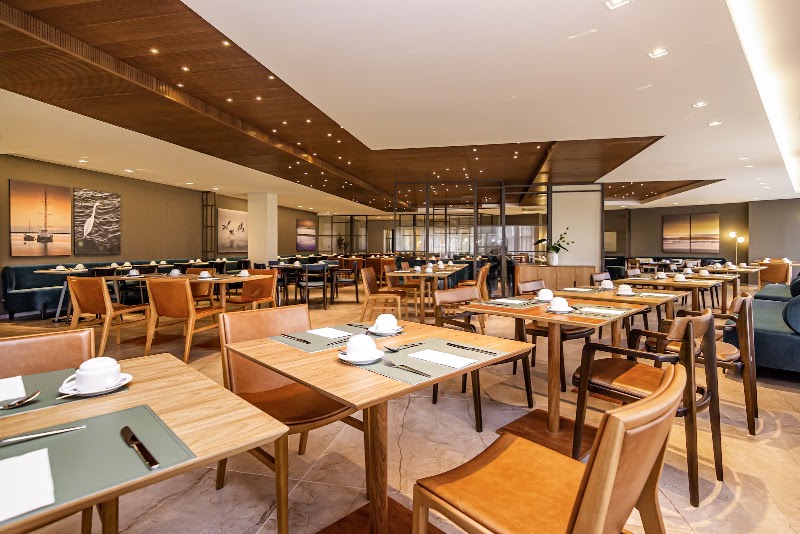 Mercure Itajaí Navegantes - Mercure Itajaí Navegantes, R. Dr. Pedro Ferreira, 363 - Centro, Itajaí - SC, 88301-030, Brazil