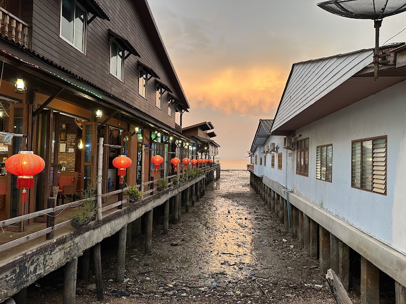 Lanta Old Town - Lanta Old Town, G3JV+HP3, Ko Lanta Yai, Ko Lanta District, Krabi 81150, Thailand