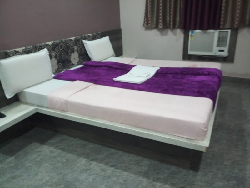 Hotel City Top - Hotel City Top Behind Bus Stand, Khimlasa Rd, Bina, Madhya Pradesh 470113, India