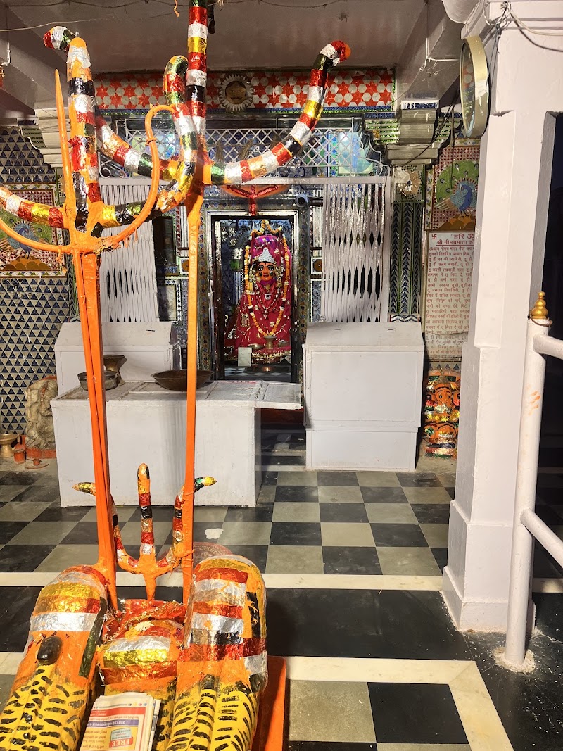 Neemach Mata Mandir - Neemach Mata Mandir JM7G+788, Fateh Sagar Rd, Shilpgram, Udaipur, Rajasthan 313004, India